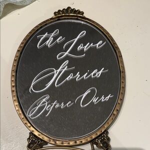 Elegant Black and Gold Decorative Plaque